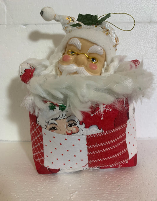 Small Quilted Charm Basket with Christmas Ornament