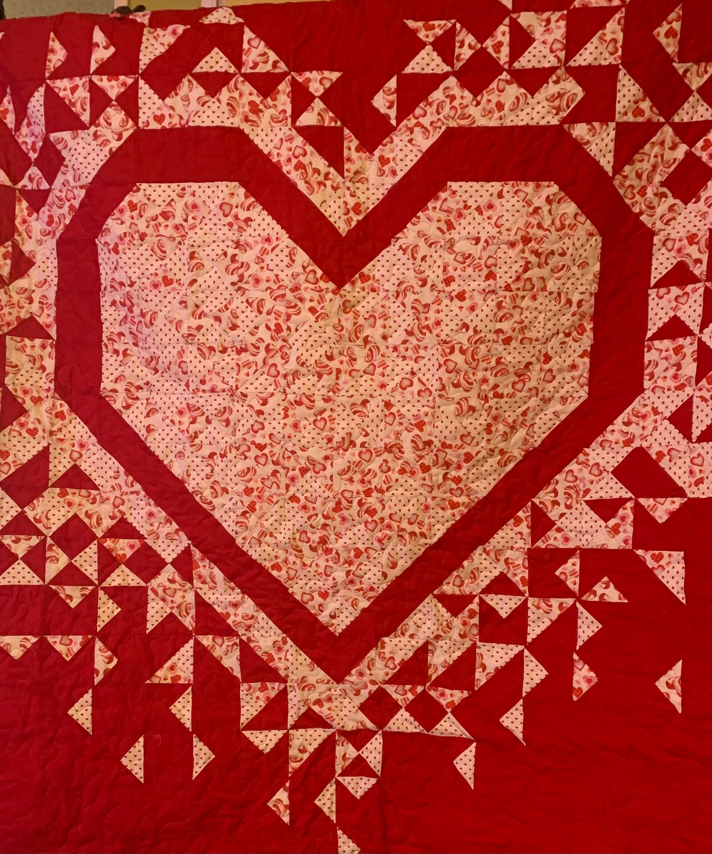 Full Size Quilt-Exploding Hearts-67” x 67”