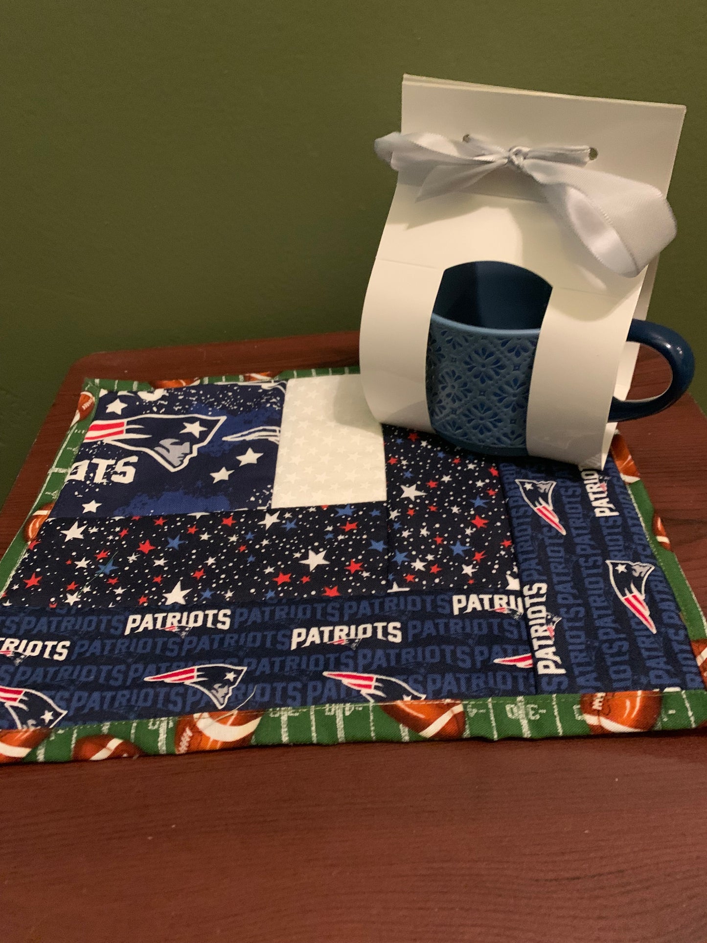 Mug and Quilted Mug Rug (8 1/2” x 101/2”) Super Bowl 2026 Edition